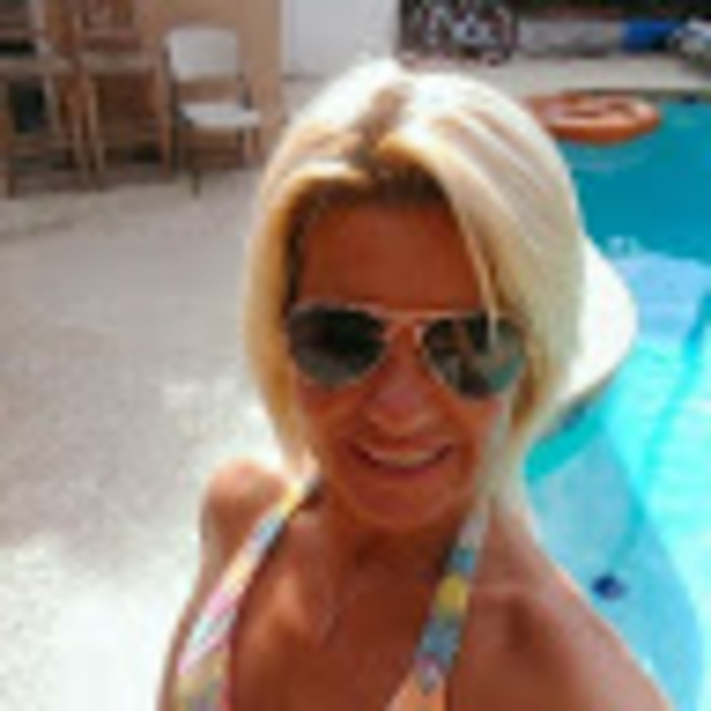Meet your Posher, Carole